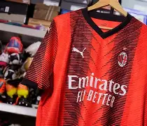 拜仁慕尼黑主场4比0大胜斯图加特