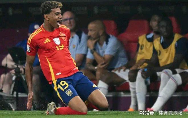 IM电竞中国游戏平台-西班牙俱乐部在比赛中迎战挑战,成功晋级四强的是谁